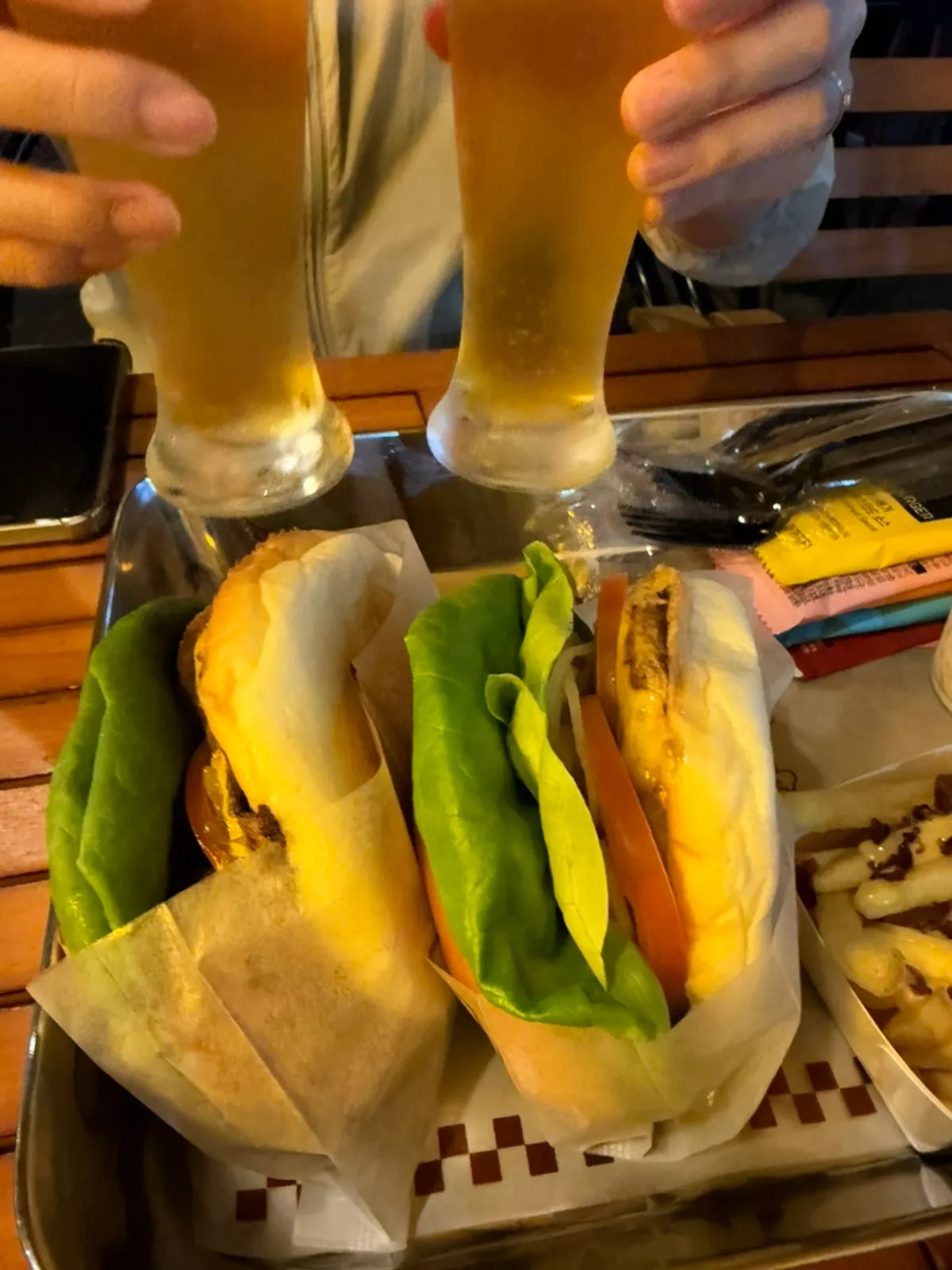A handmade burger meal set at Bas Burger Samseong Station Branch
