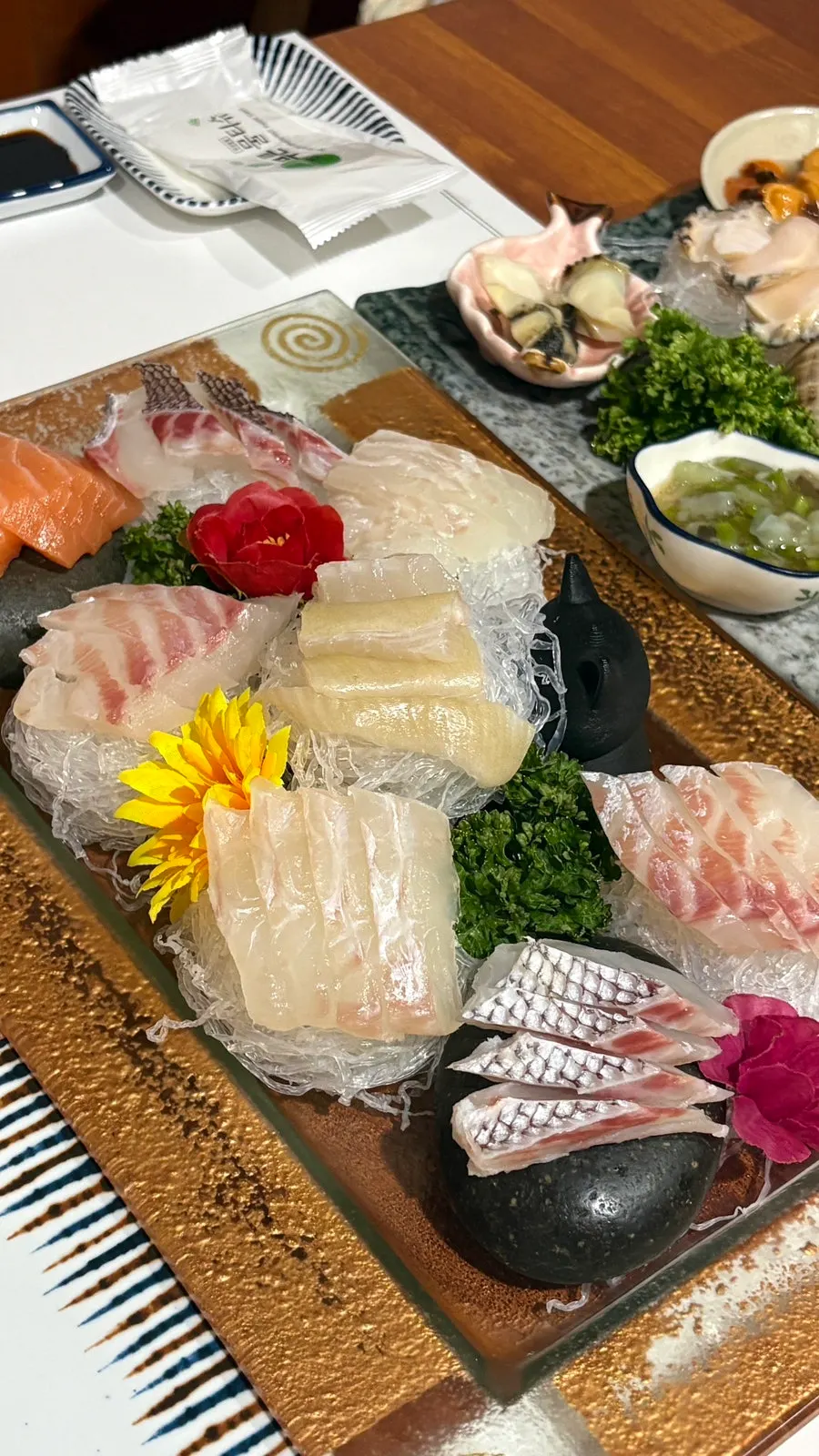 참돔 광어 연어 모듬회 한상