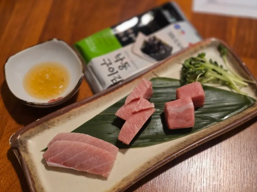 Tuna sashimi served in the second course