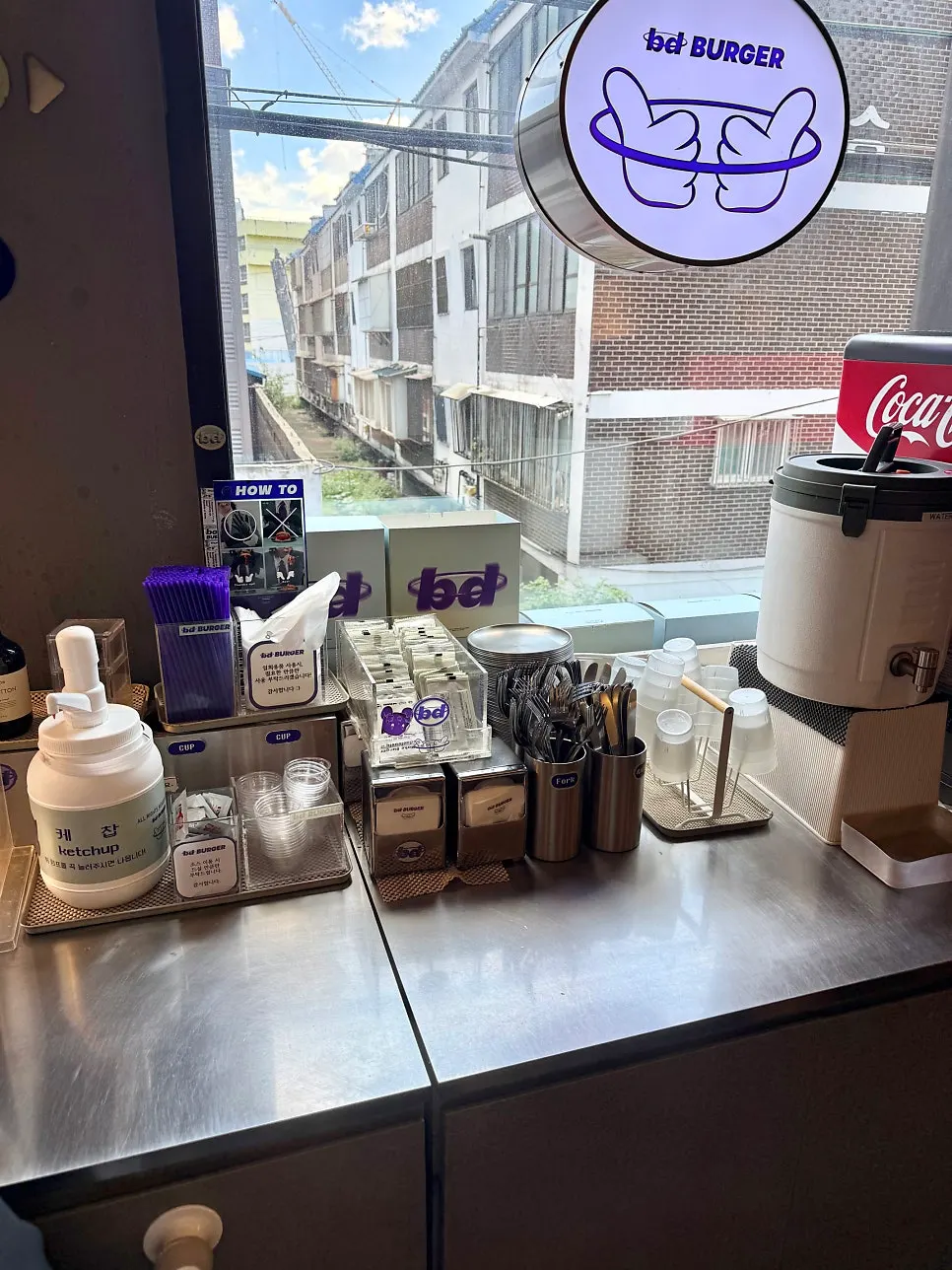 Overview of seating at bd Burger Seongsu