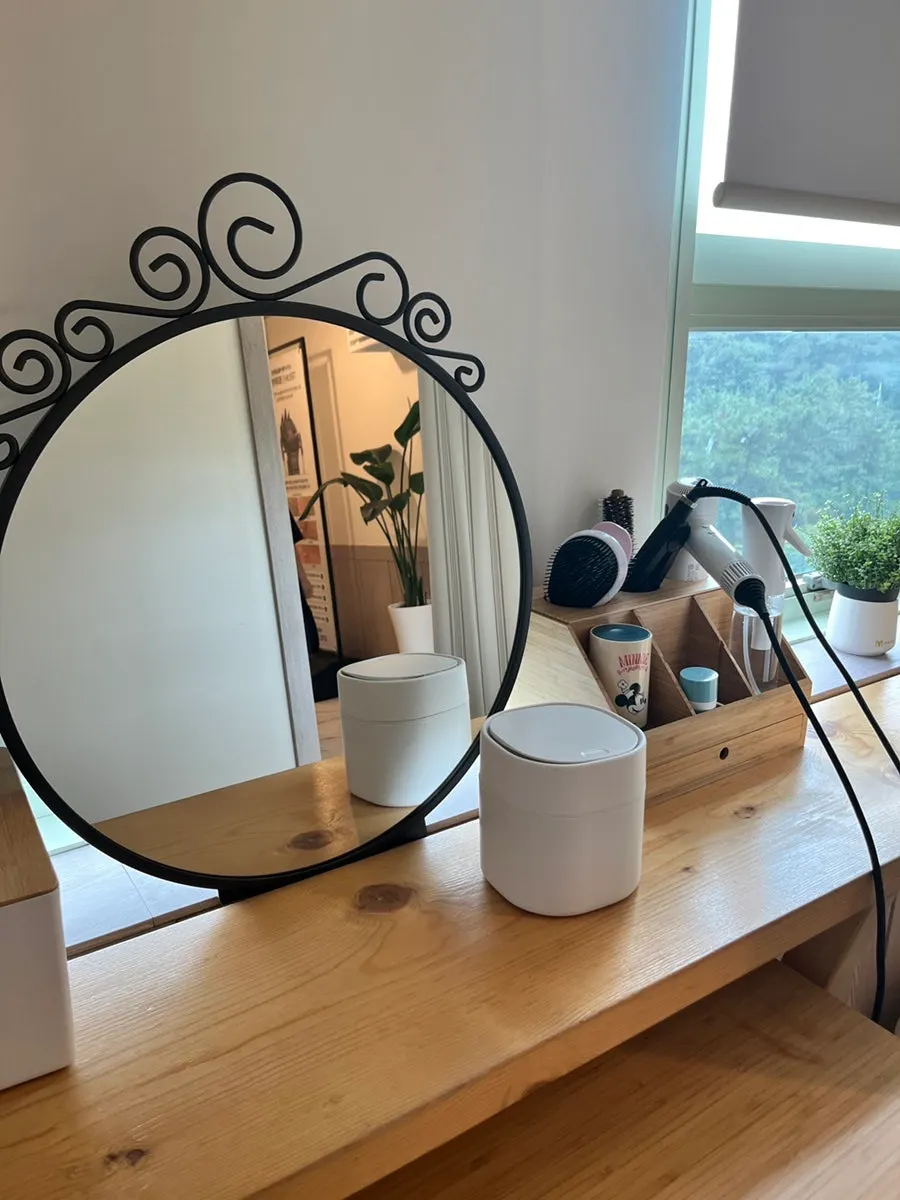 Powder room at Bemontes Esthetic