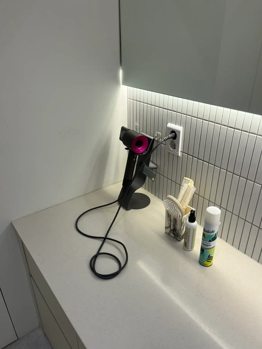 Freshening up in the powder room after the treatment