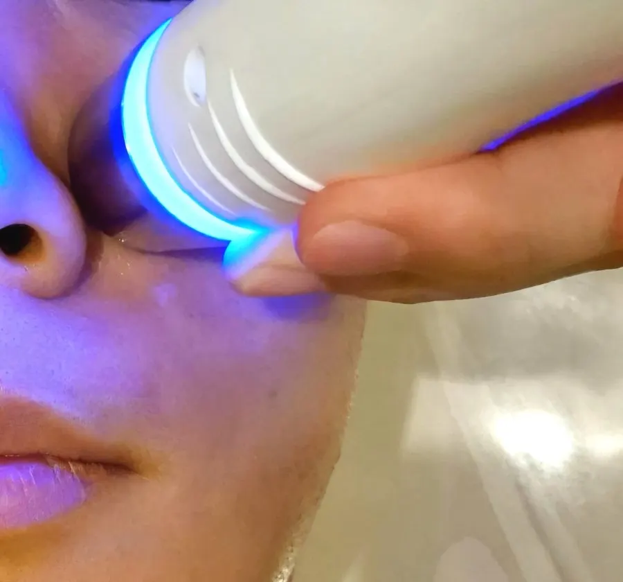 Cleansing and ampoule device care in progress