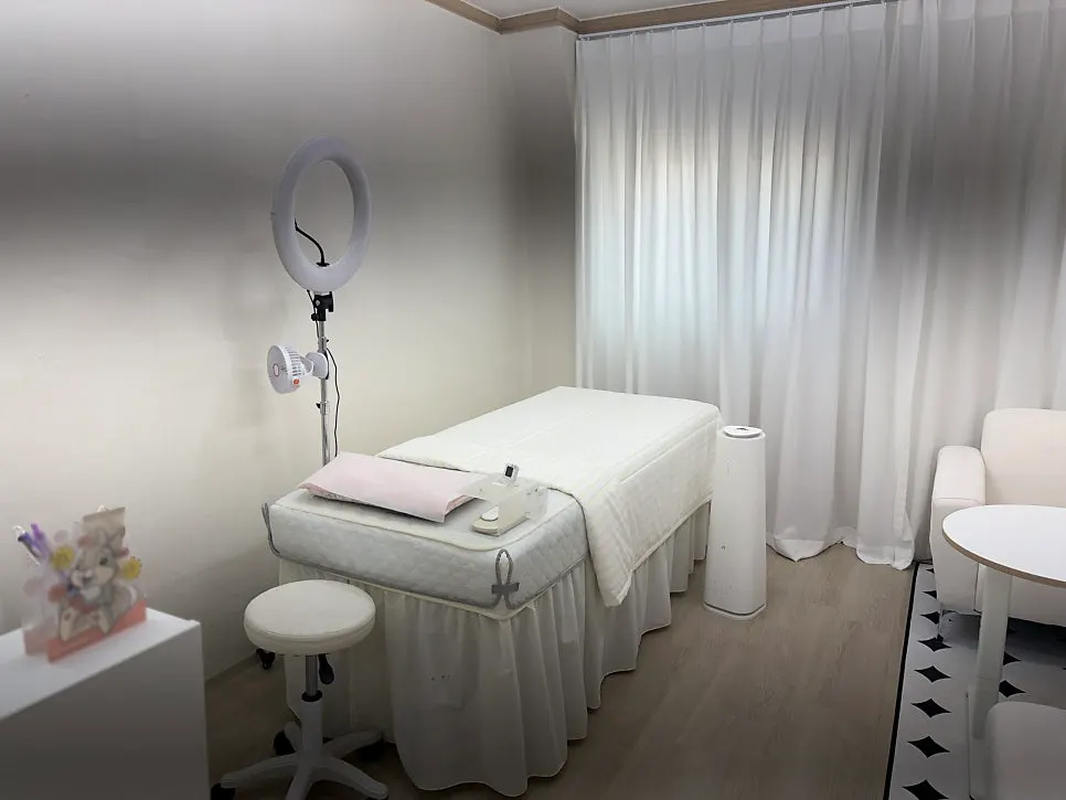 Không gian thực hiện dịch vụ nhỏ nhắn của Beauty Haze