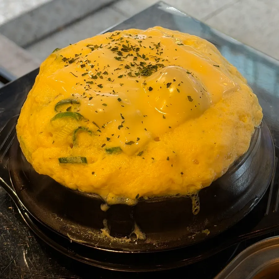 다시 불판에 올린 남은 소고기