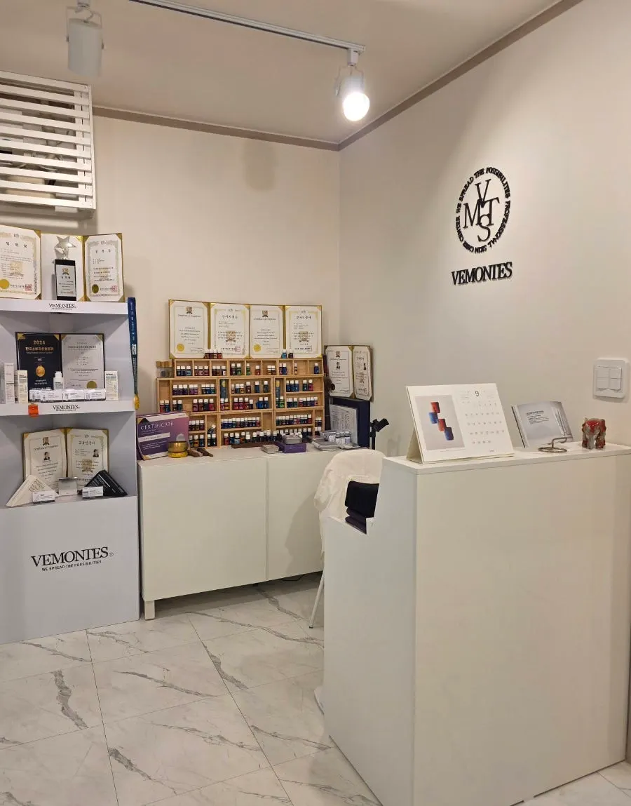 One-on-one consultation area at Bemontes Esthetic