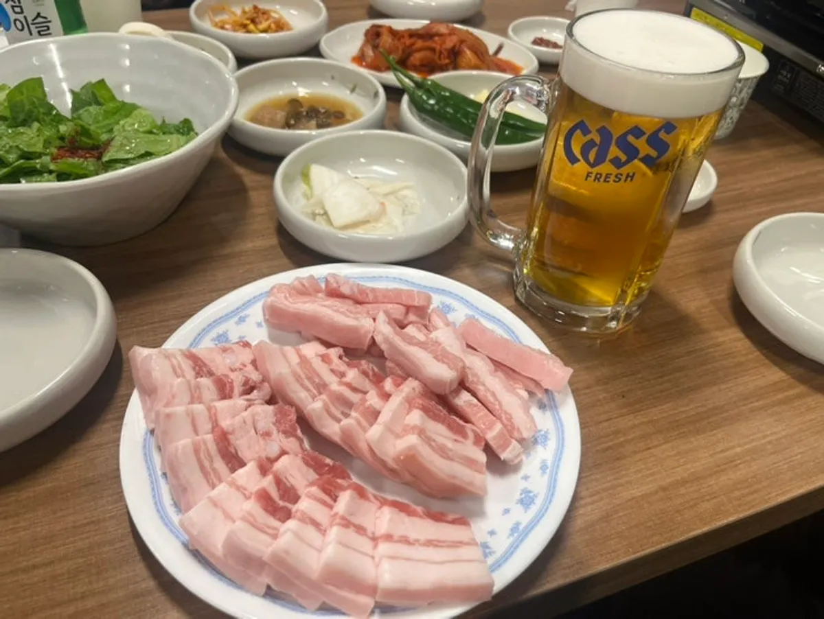 Plate of raw special ogyeopsal and jjondeuksal