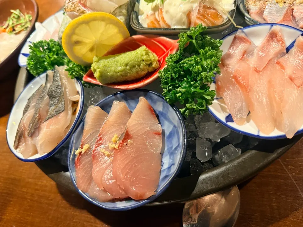 The full table shared by three at Namhae Mulgogi