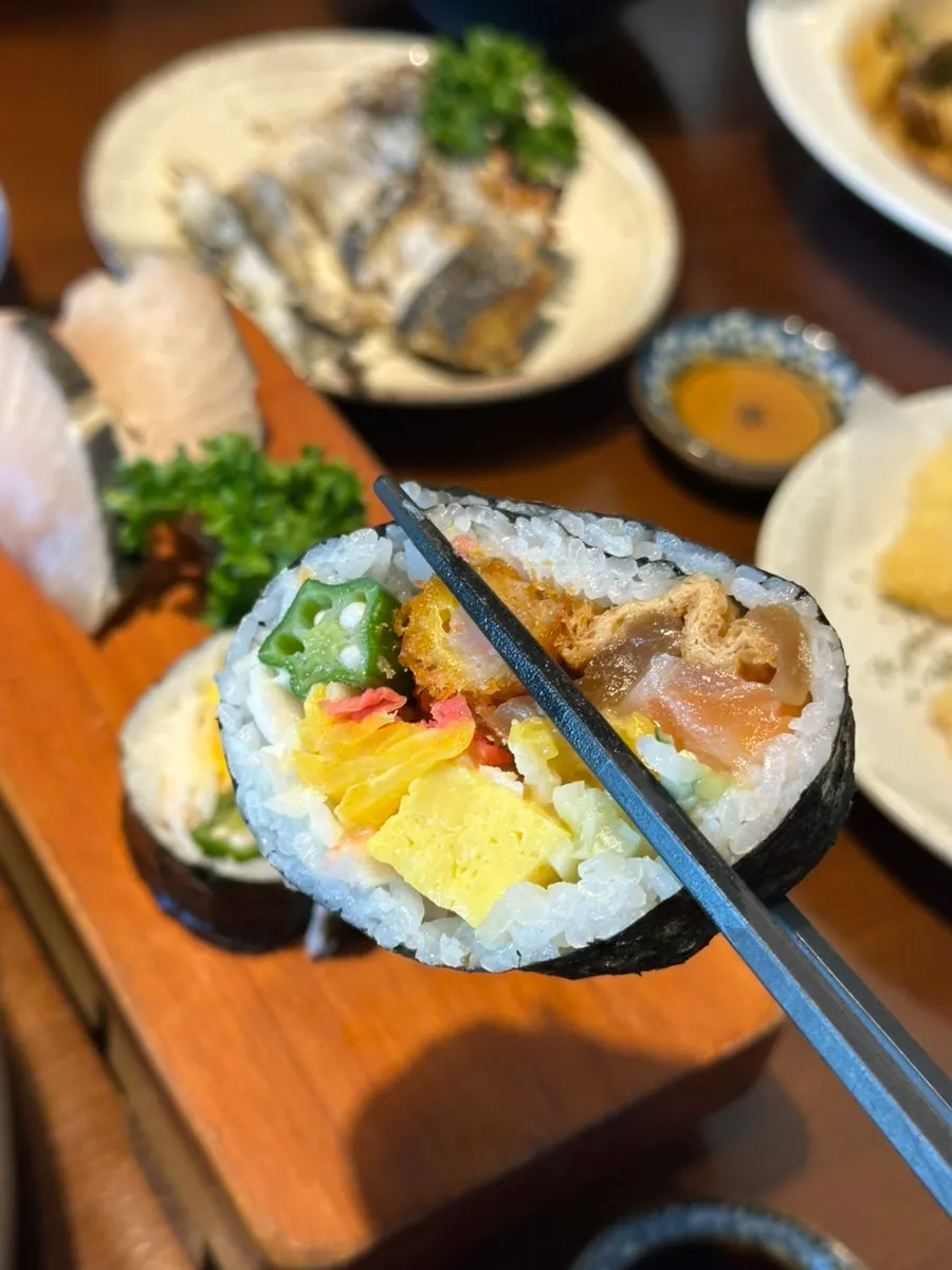 숙성회로 만든 초밥 접시