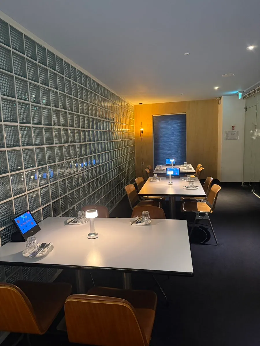 The gallery-like first room of Two Find Peter Beomgye Branch