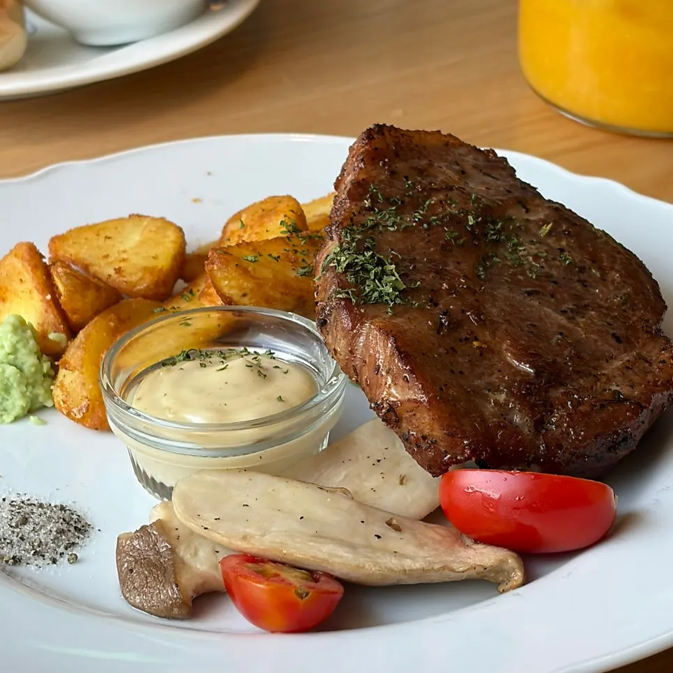 Sous-vide pork neck steak components