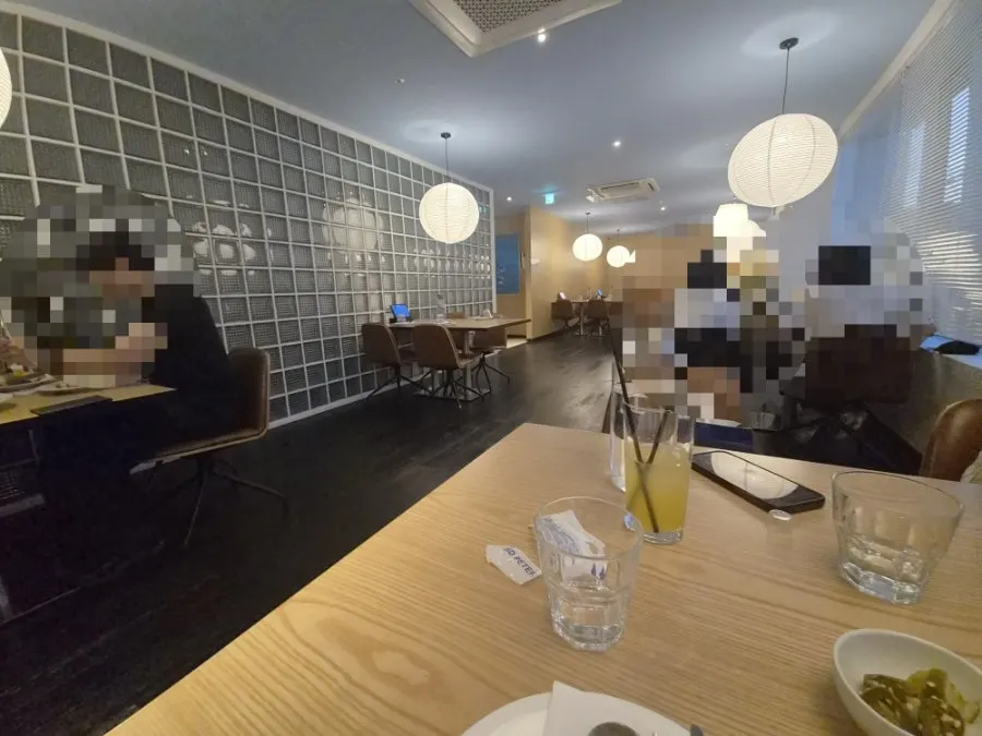 투파인드피터 범계점 매장 좌석 전경