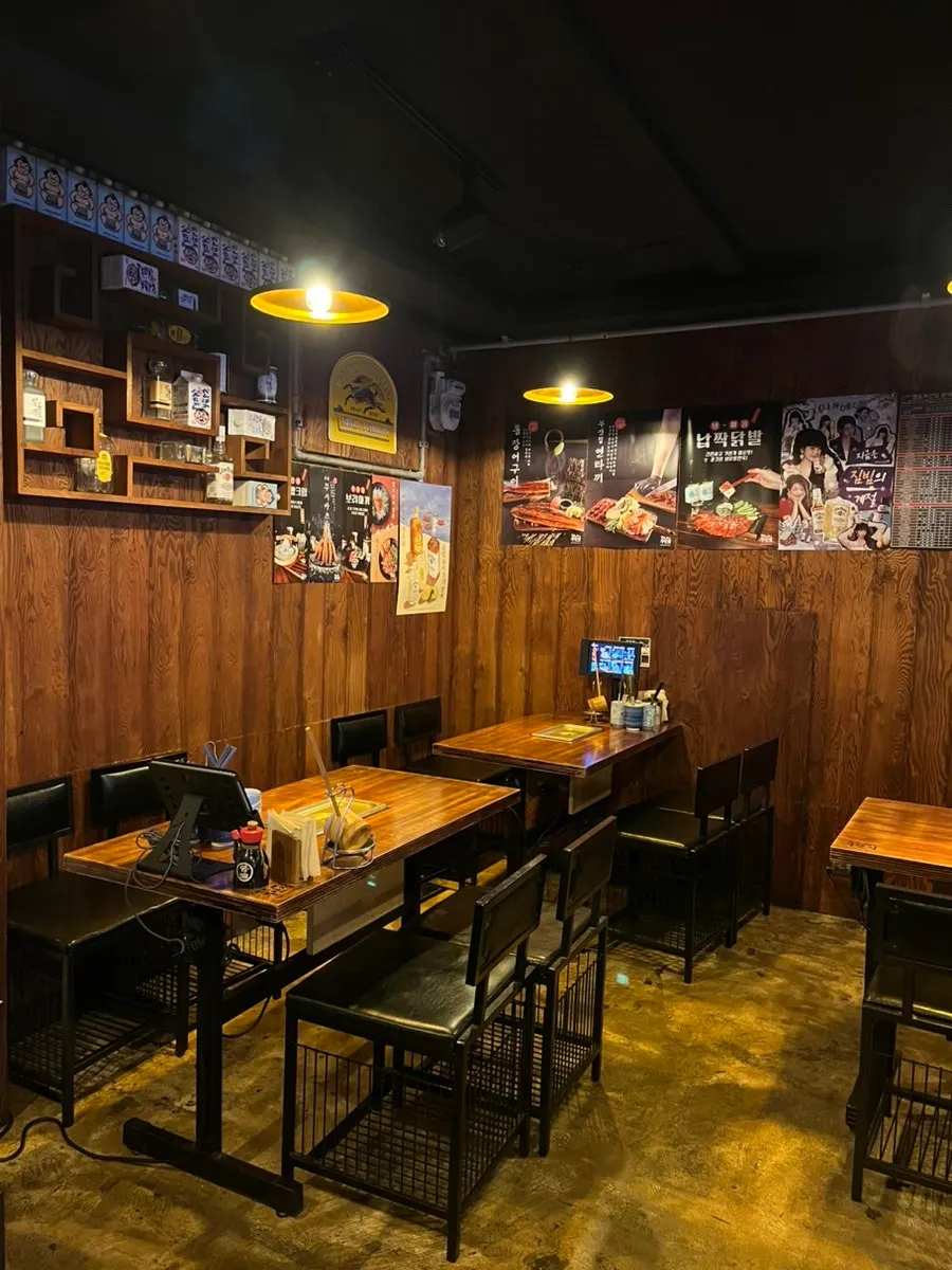 Indoor oden bar counter and table seating