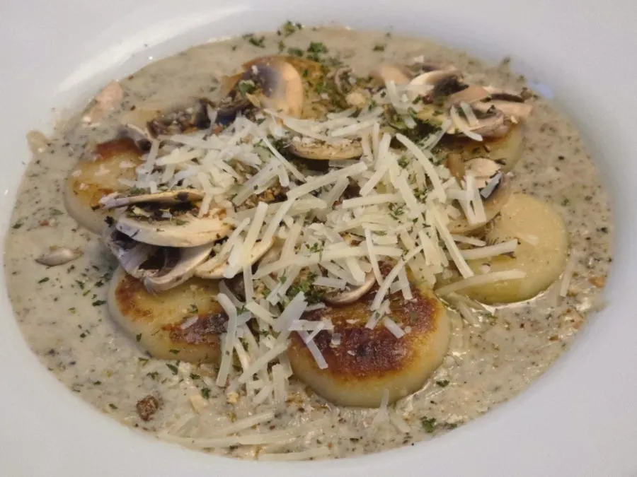 Mushroom cream gnocchi with thick sauce