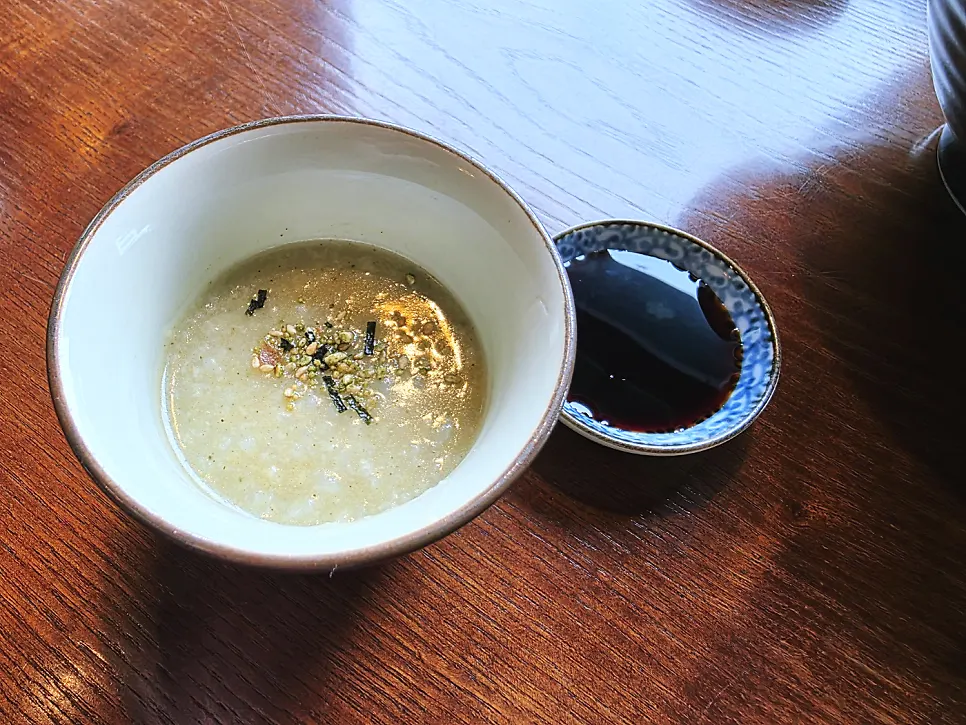 A bowl of rich, smooth pre-meal porridge