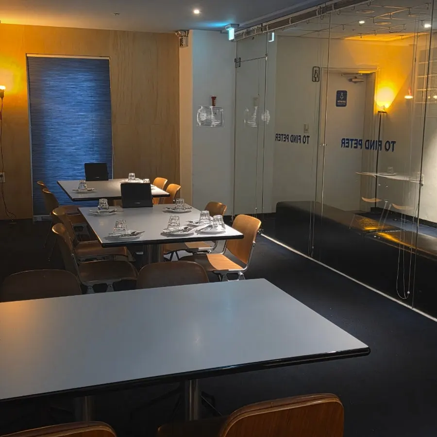 Overview of the 5th floor space at Two Find Peter Beomgye Branch