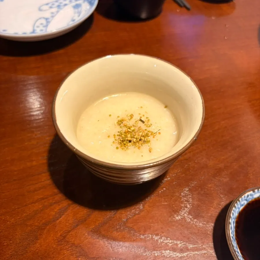 한상세트 첫 코스로 나온 따뜻한 식전죽