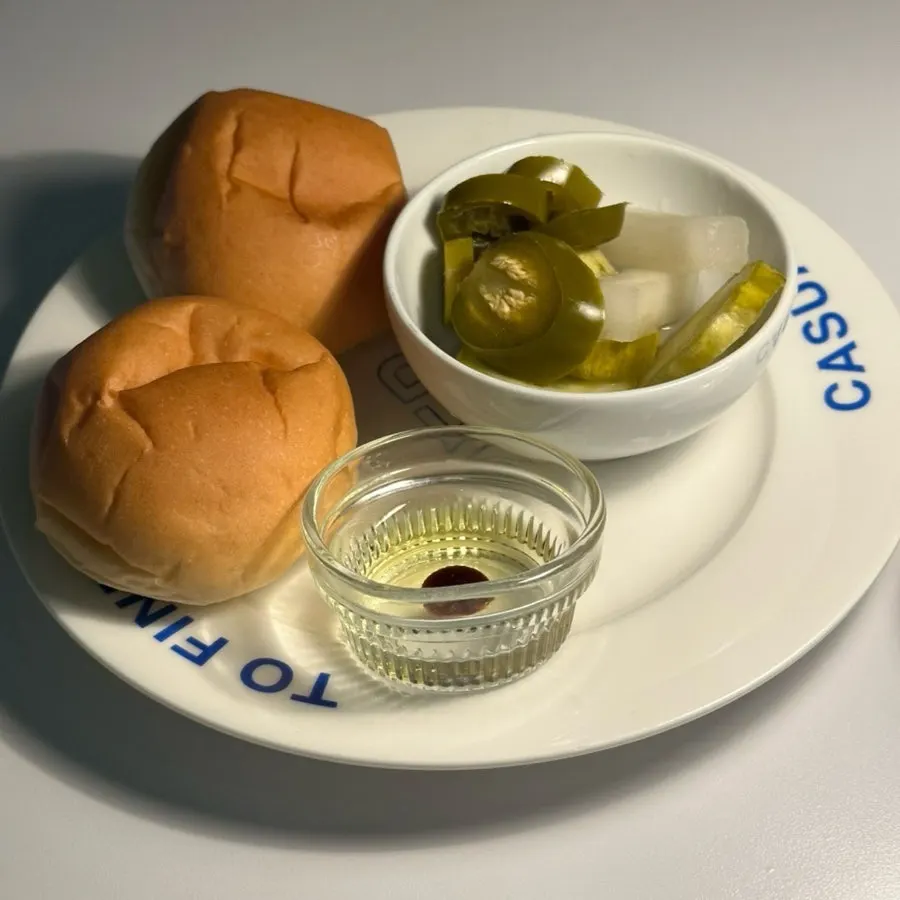 저녁 식사 전 식전빵