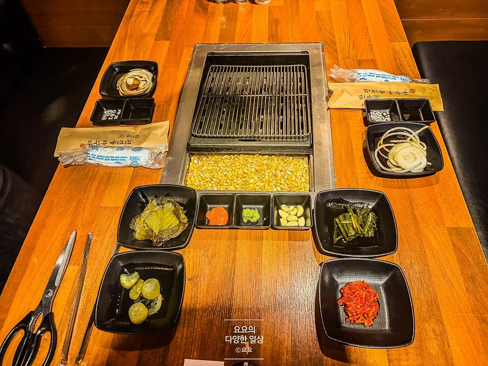 고깃집 기본 테이블 세팅