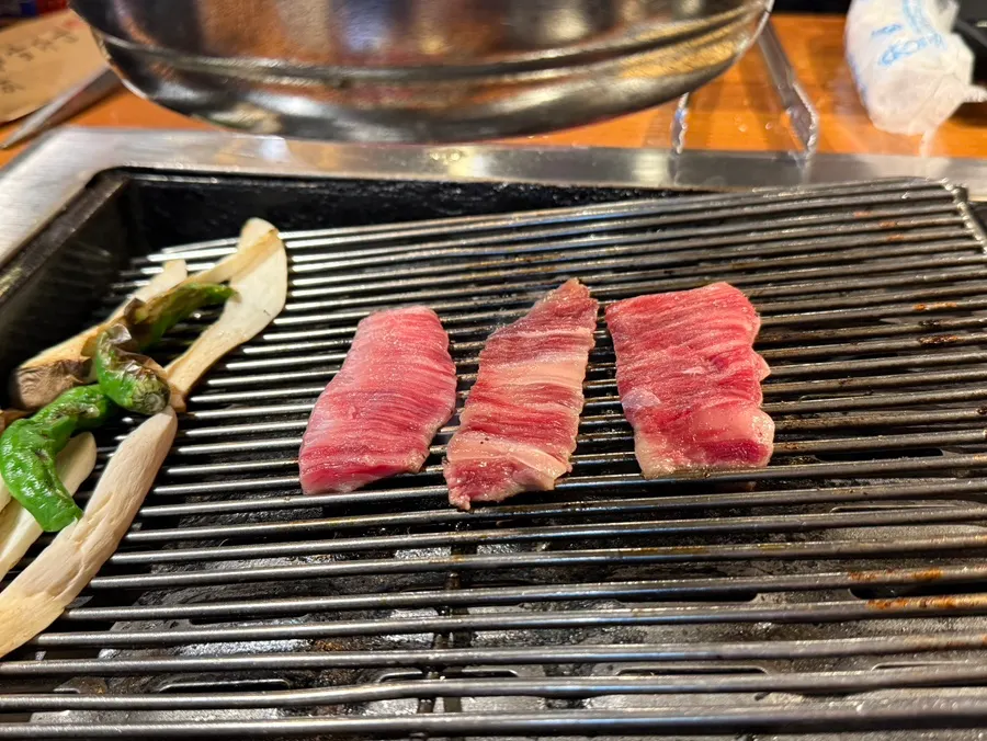 Grilled rib dwitgogi
