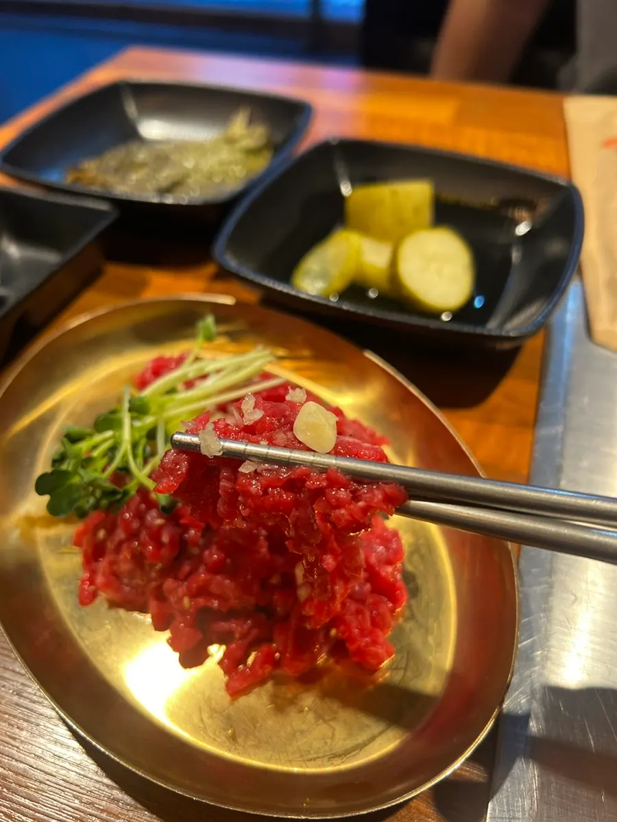 A generous plate of hanwoo yukhoe