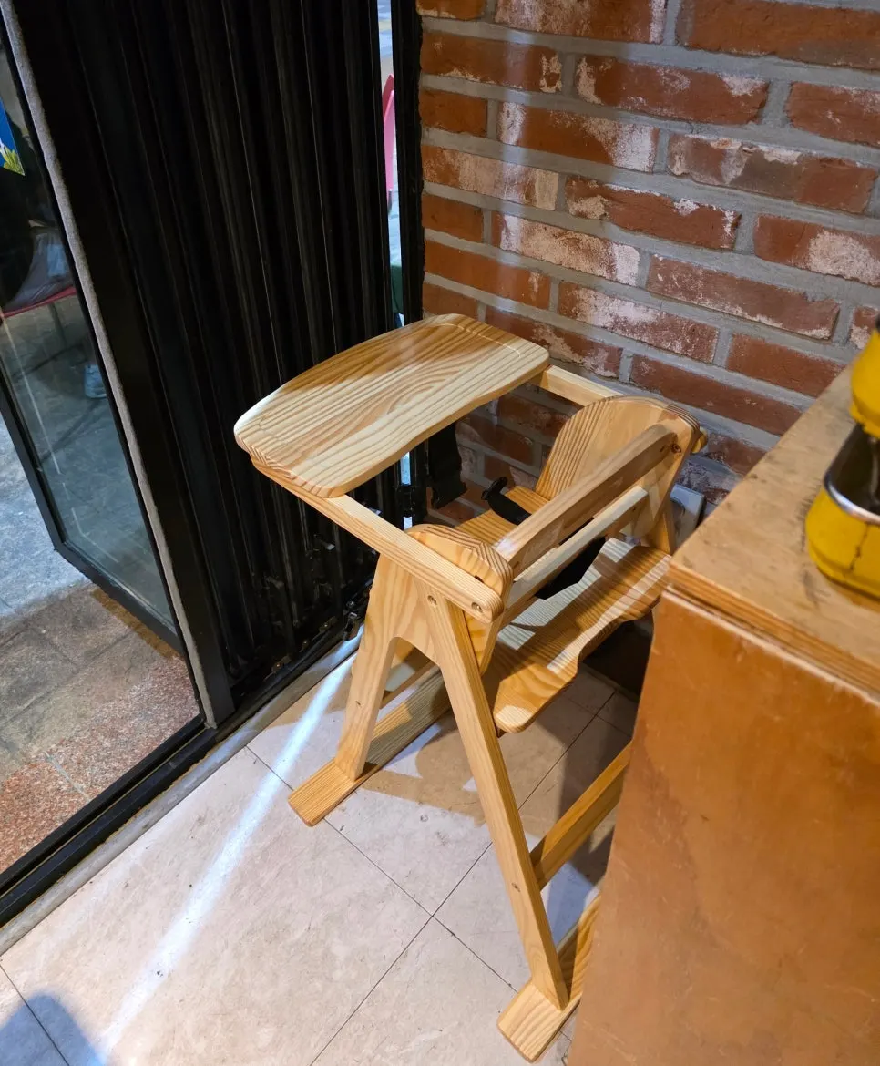 Baby chair available at the restaurant