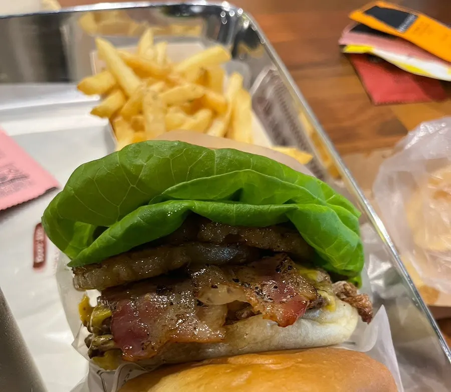 Cross-section of the Hawaiian Burger showing pineapple