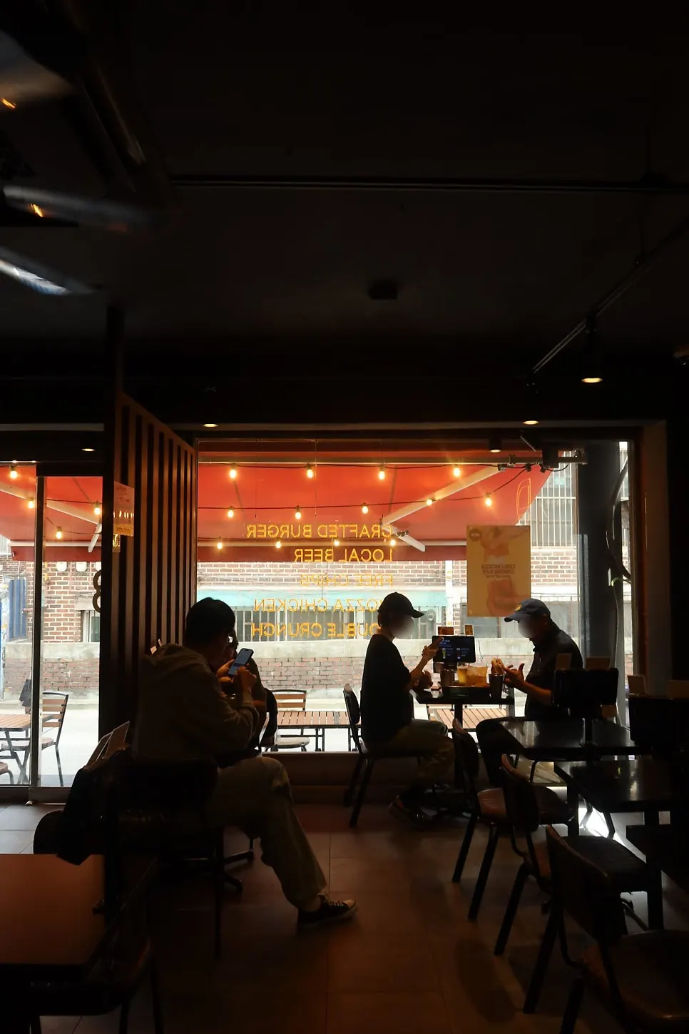 Exterior of Bas Burger Seongsu
