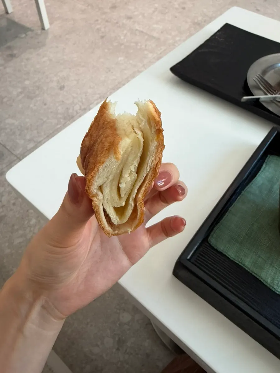 Salt butter bread served warm
