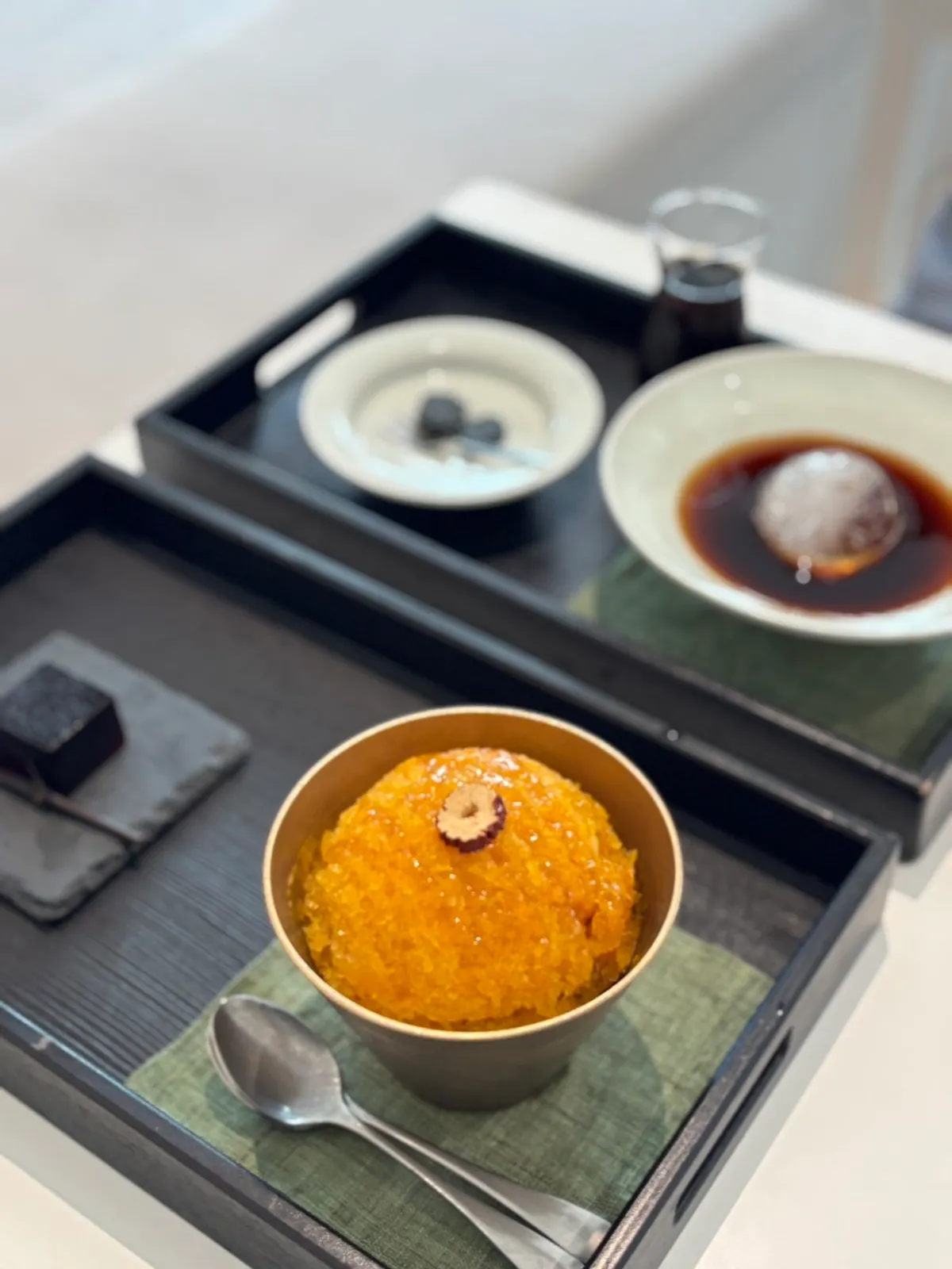 Dawan coffee and danhobak bingsu set at Bibibidang Gyeongju