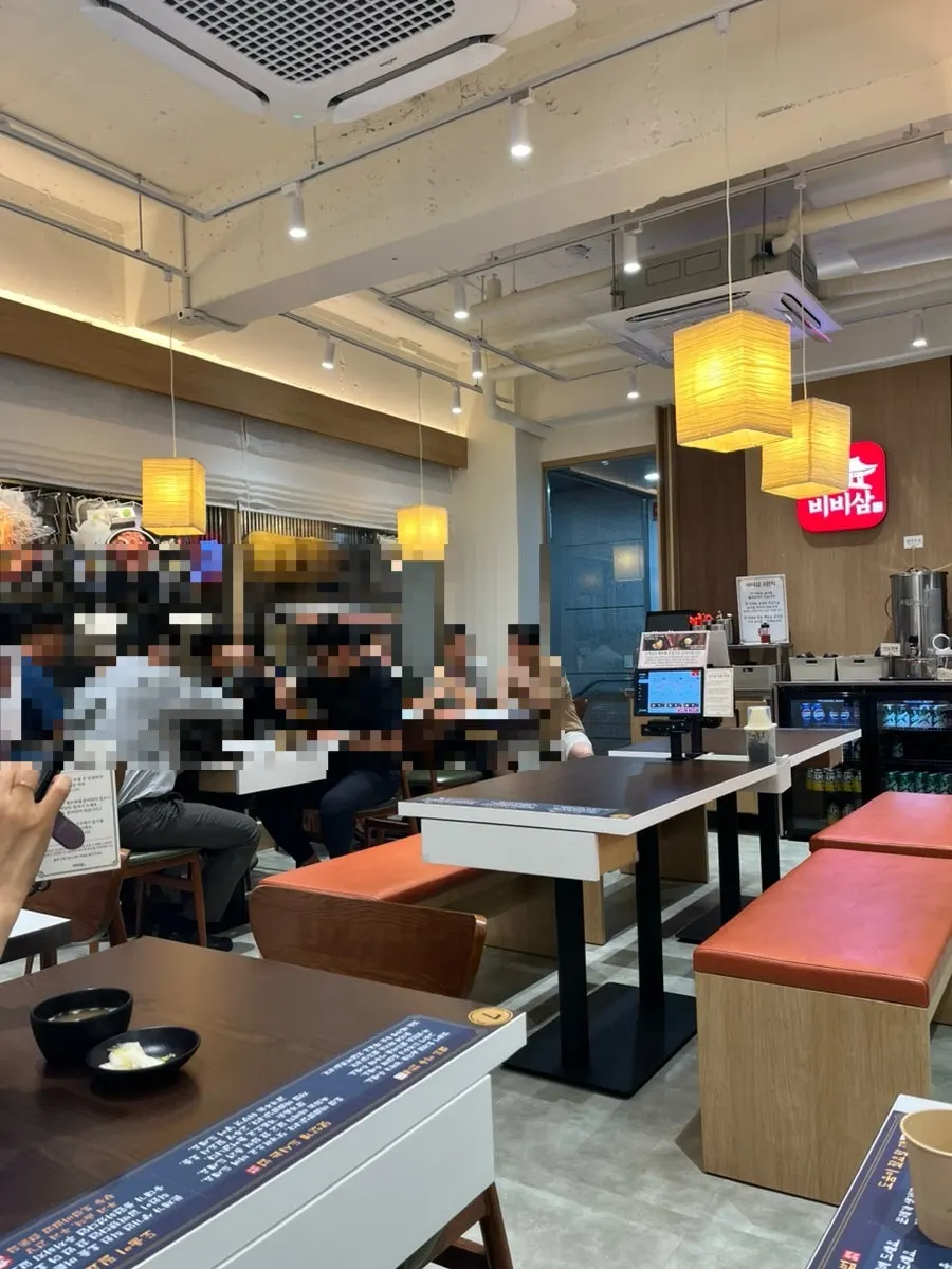 ビビサム果川本店ランチのための座席