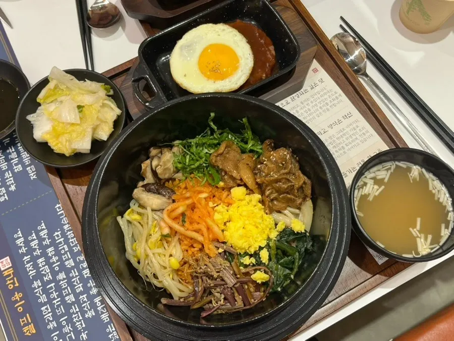 ビビサム果川本店で注文した不倫牛焼肉ビビンバセット