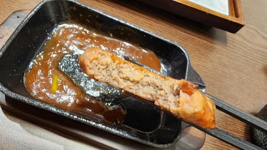 반숙 계란프라이 올린 한우떡갈비 철판