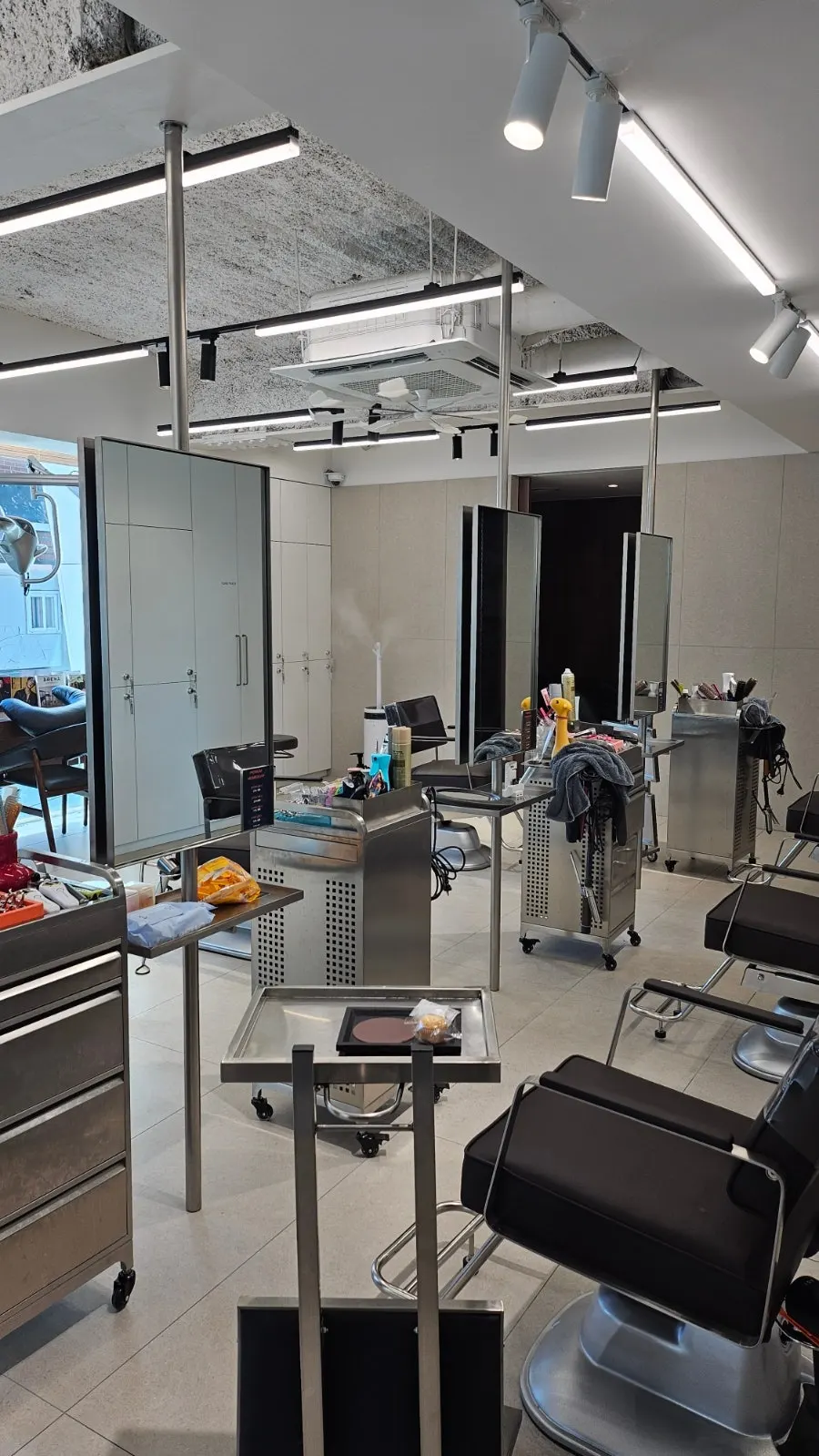 Treatment area with a full window view at Biorn Hair Apgujeong Rodeo