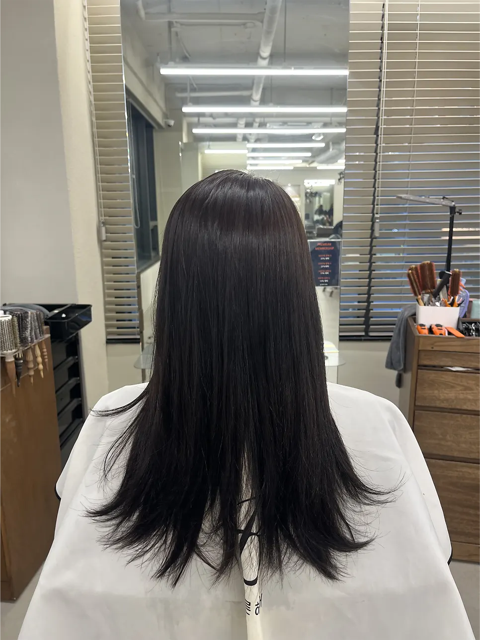 Shiny, calm brown dye result