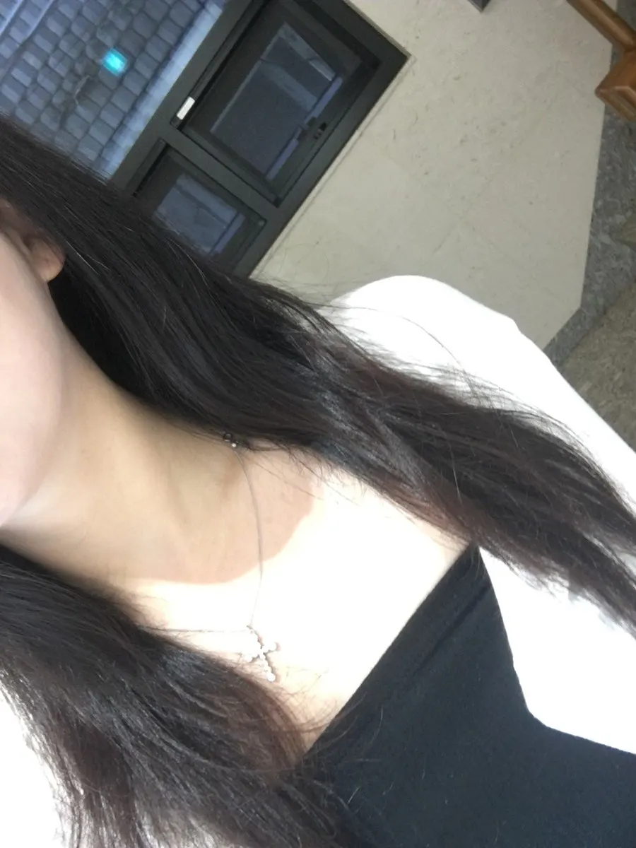 Glossy hair after the clinic treatment