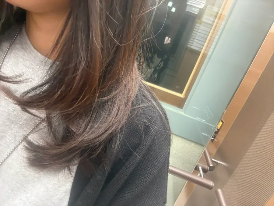 시술 마친 뒤 찍은 가벼운 레이어드컷 스타일
