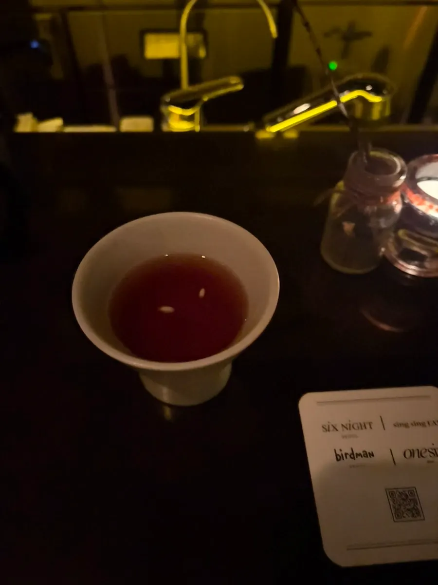Warm handkerchief given at Birdman
