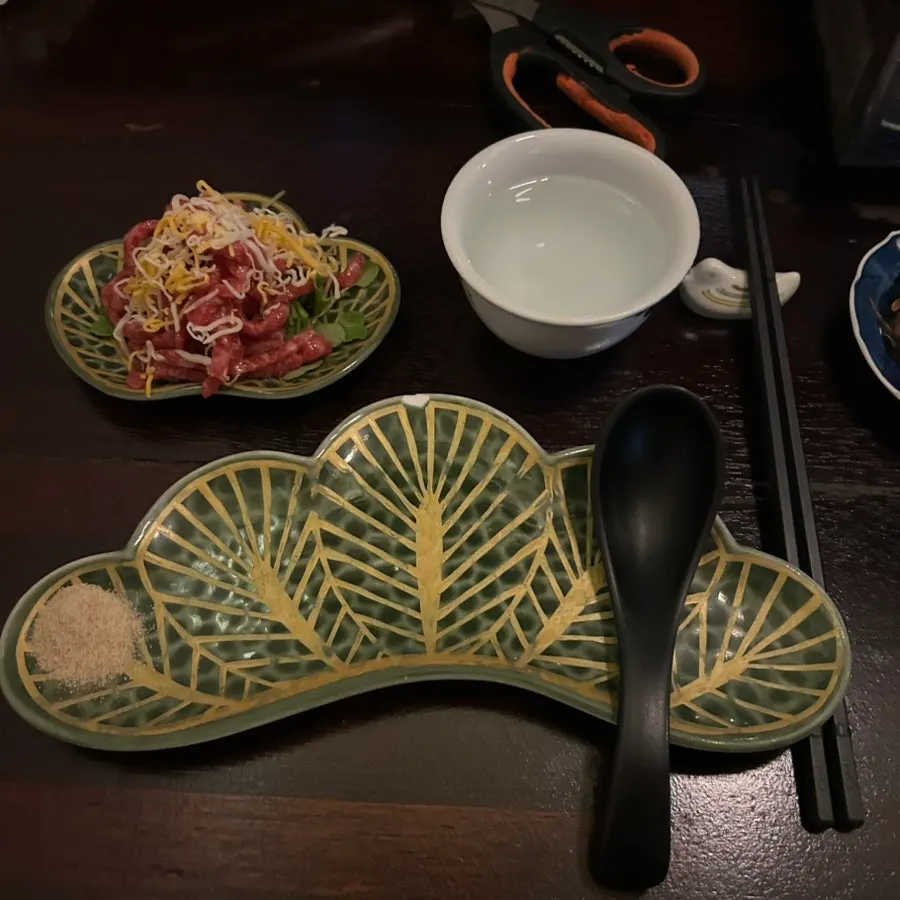 Small plate matched to the yukhoe dish