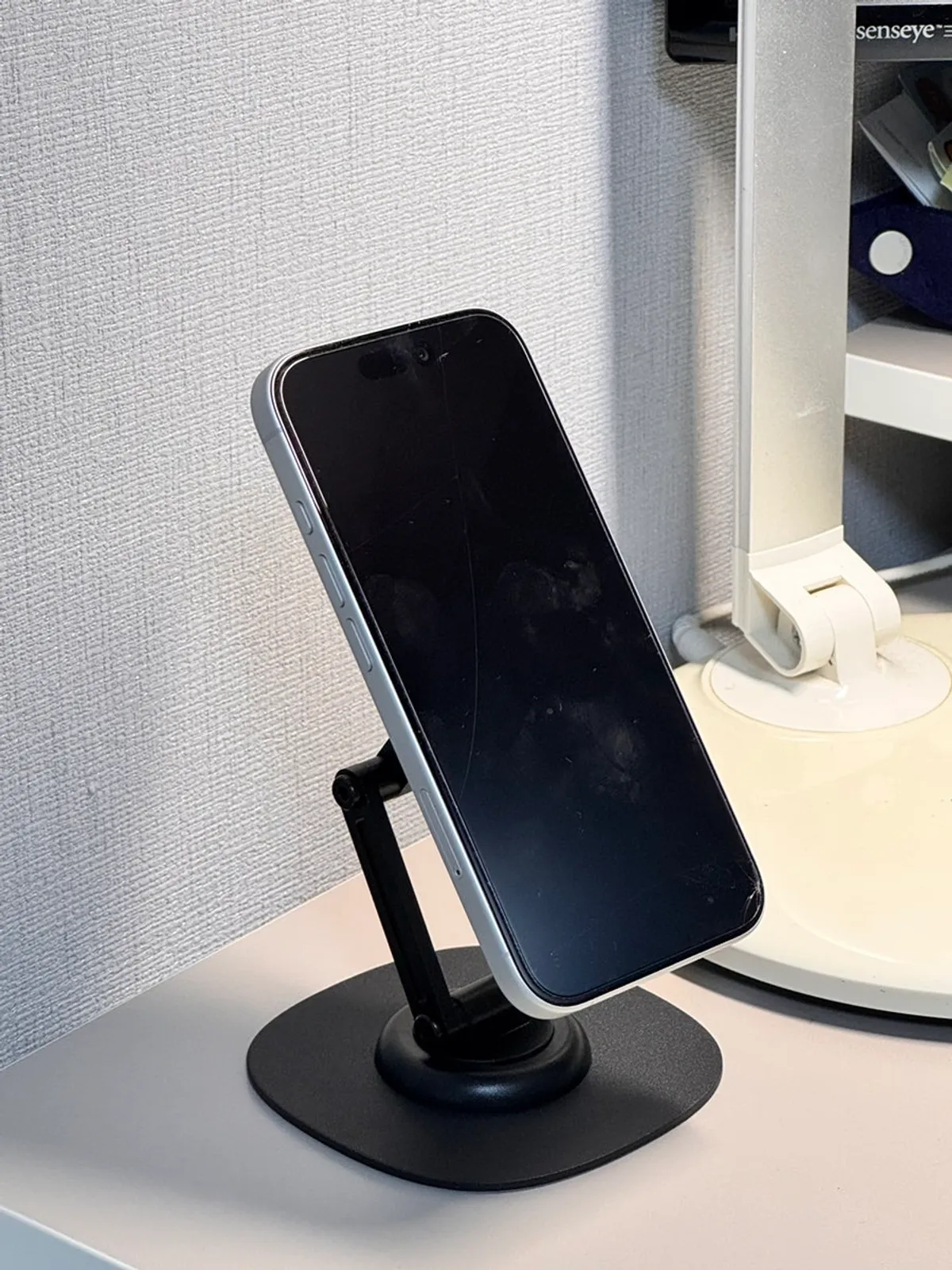 Vitinya 360° Rotating MagSafe Stand