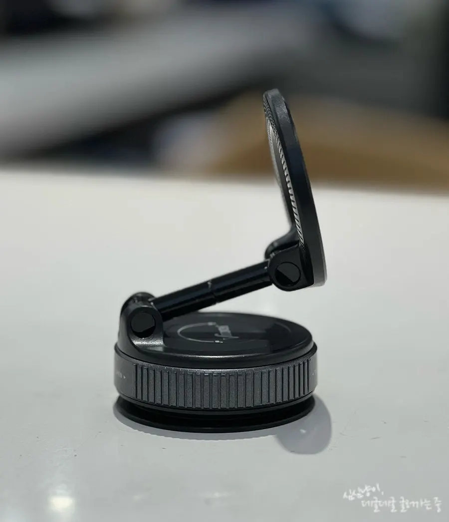 Limited angle adjustment on the previous mount