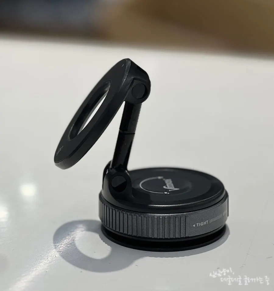 Clamp structure of the previous car mount