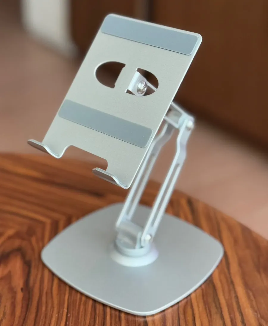 Tablet stand for a drawing hobby