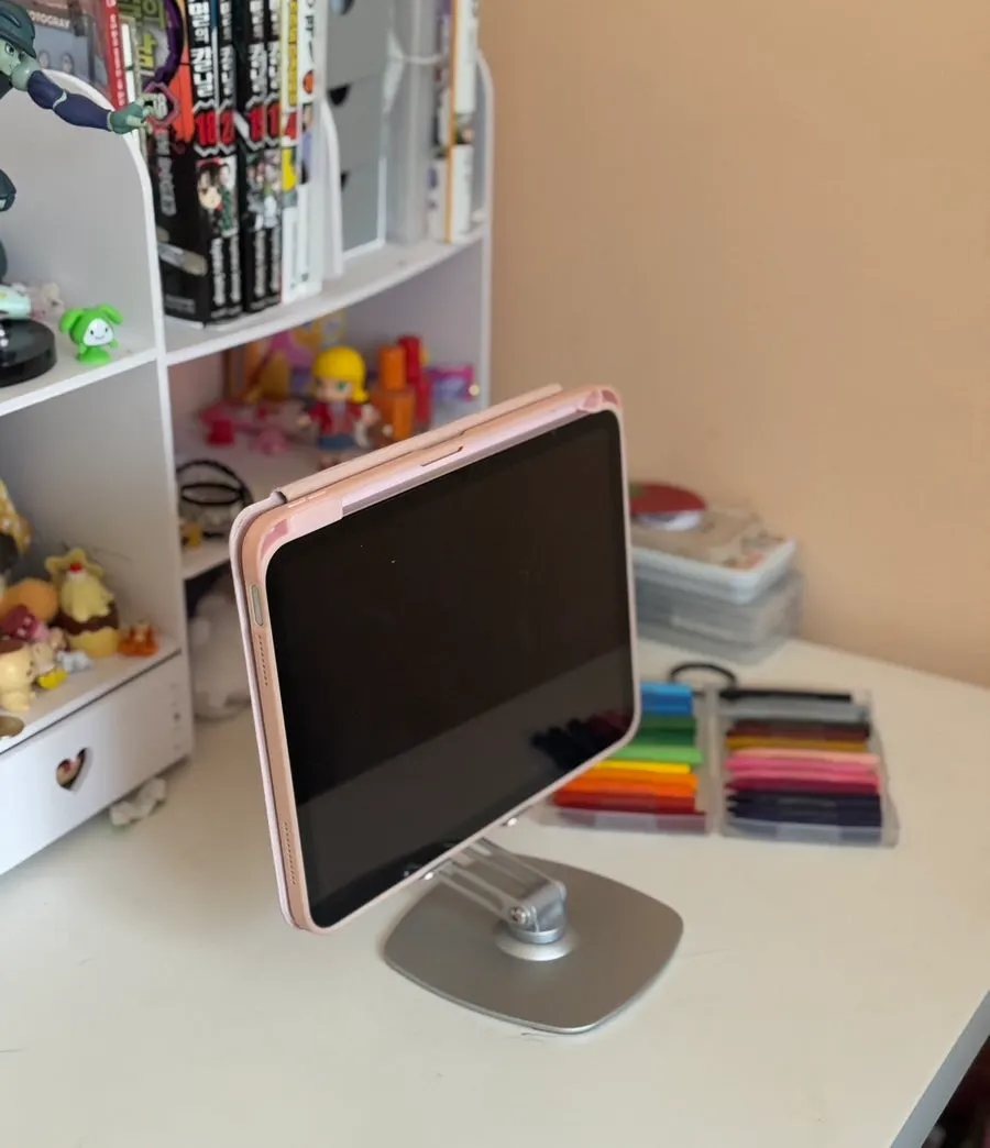 Stable metal tablet stand