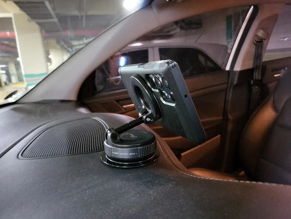 Securely installed mount