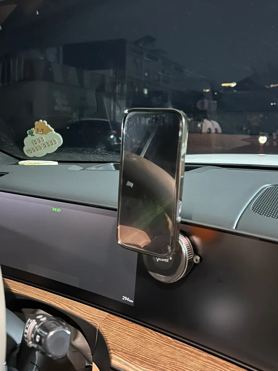 대시보드 부착 거치대 이미지