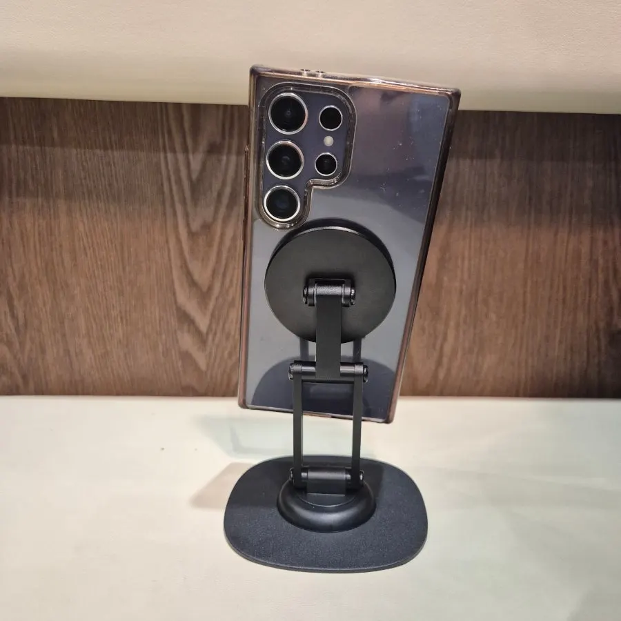 MagSafe stand with 360-degree joints for height adjustment