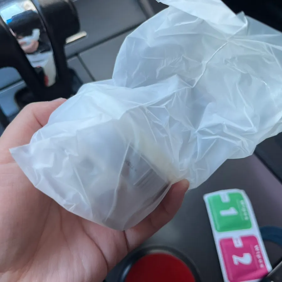 Included round pad and magnets