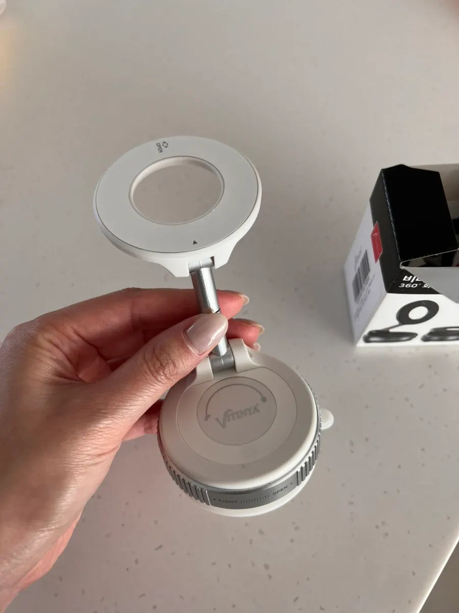 White Vitinya mount product view