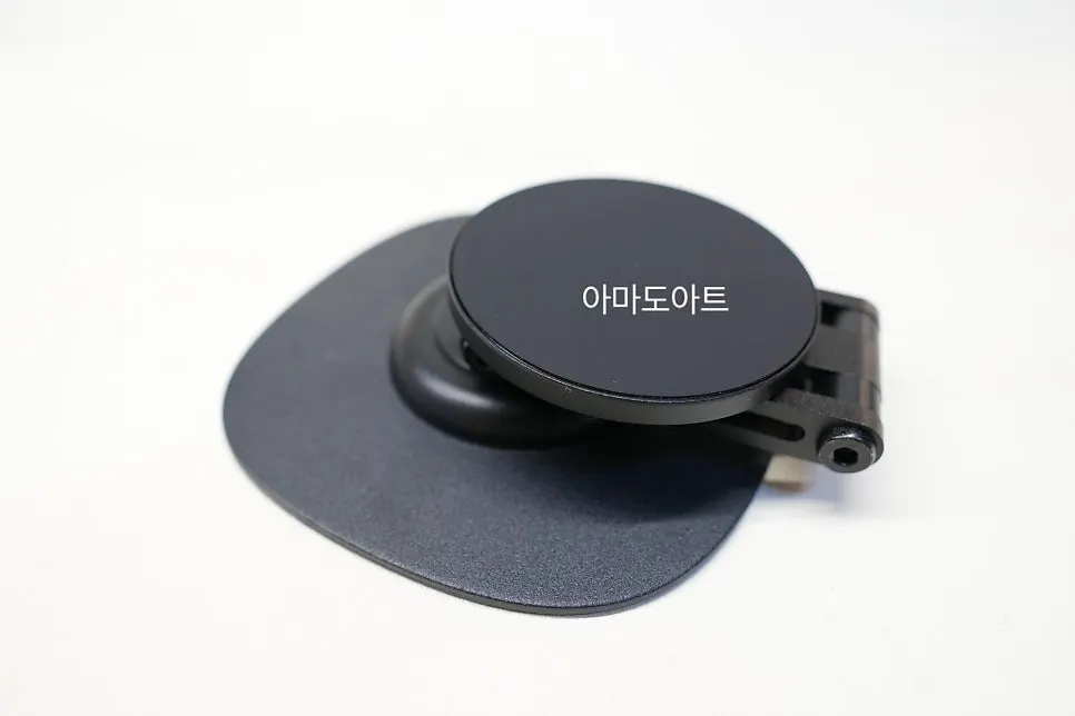 Sticker ring for MagSafe compatibility